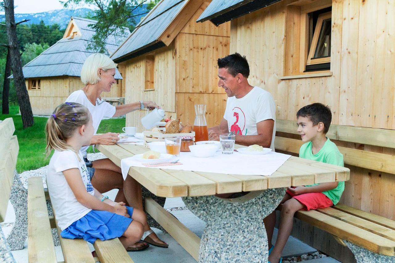 Slovenia Eco Resort Stahovica ภายนอก รูปภาพ
